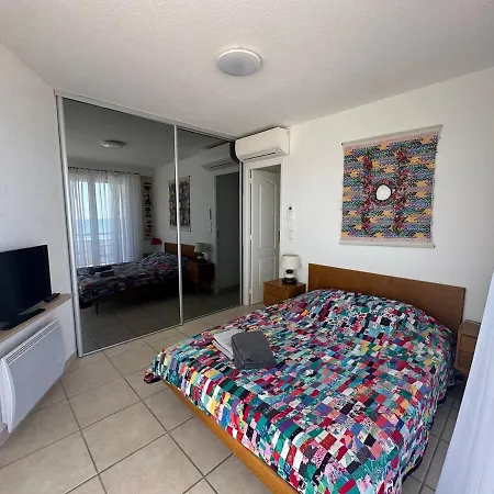 Apartment Spacious Air-conditioned Duplex With 270 Degree Sea Views *