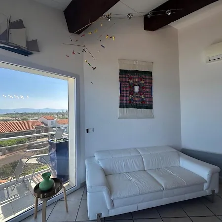 Spacious Air-conditioned Duplex With 270 Degree Sea Views Apartment Sainte-Marie