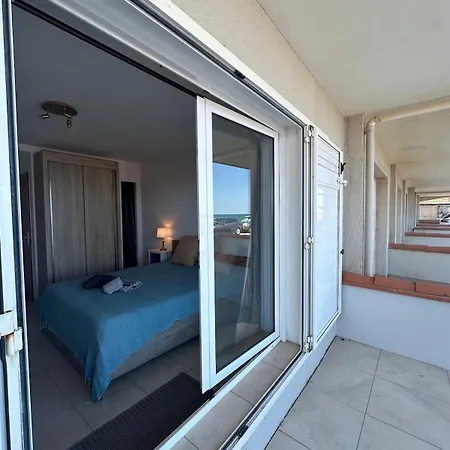 Spacious Air-conditioned Duplex With 270 Degree Sea Views